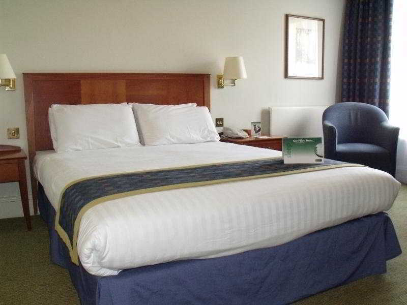 Holiday Inn Colchester, An Ihg Hotel Kamer foto